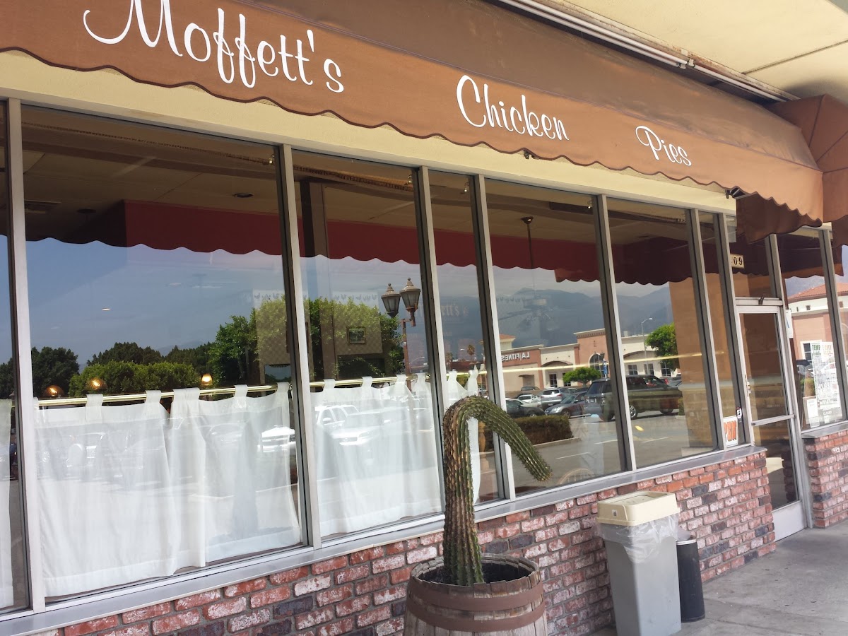 Moffett's Family Restaurant & Chicken Pie Shoppe
